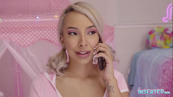 INSERTED Lauren Pixie has_a play_date