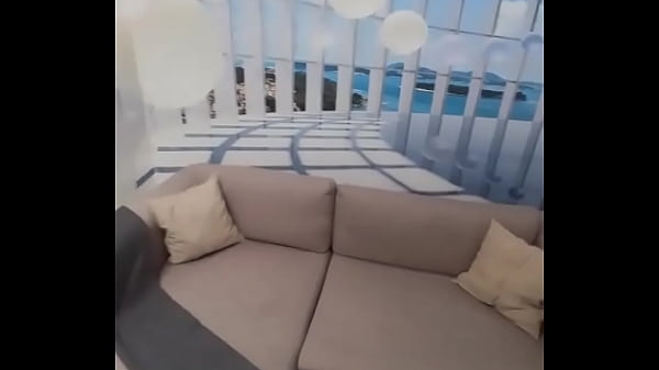 No giant sets or 100 person every shot every light and every detail is put together with passion res 