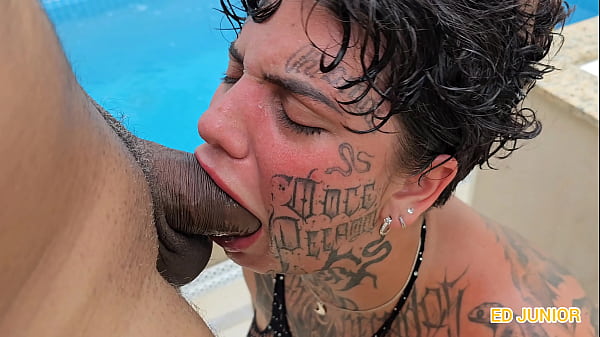 Fudendo Uma Bunda Gigante &oacute;leo E Sem Camisinha thumbnail