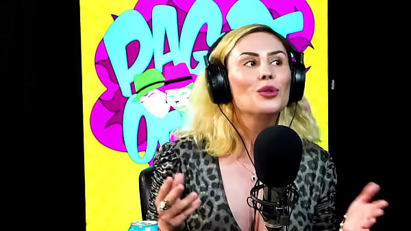 Nonton Emme White thumbnail