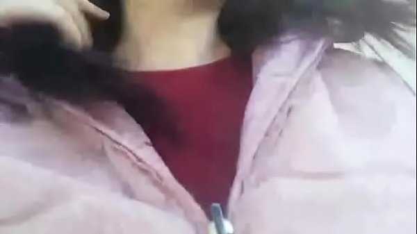 Play MP4 - La tua ragazza in giardino ti mostra il suo grande e grosso cazzo sei pronto a succhiarlo tutto&quest;