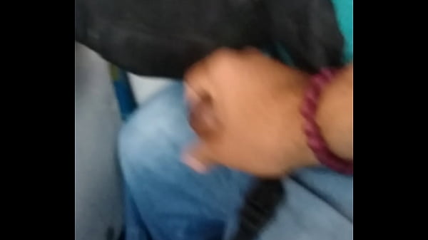 Punheta no &ocirc;nibus 