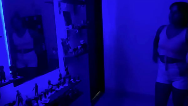 Play MP4 - follo con mi cu&ntilde;ada en el cuarto de mi novio y nos metemos los dedos en nuestros co&ntilde;os