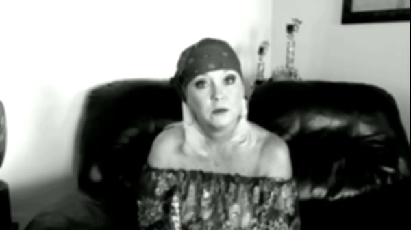 Nonton She Will Cast A A Spell On You If You Cast Your Cum On Her thumbnail