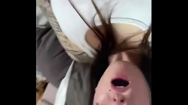 Play MP4 - Multiple squirting and crying