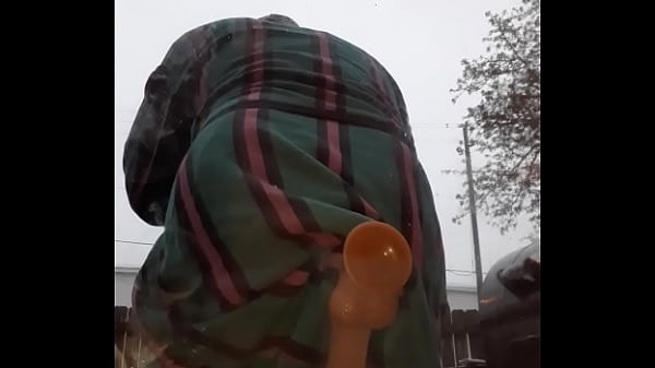 Backyard &quot_backdoor&quot_ fun!