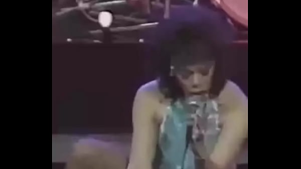 I knew it was a reason i use to love millie jackson of the originals 