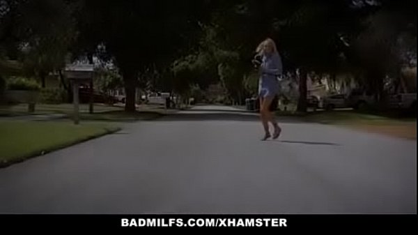 Nonton 8226193 Badmilfs Stepmom Teaches How To Cum thumbnail