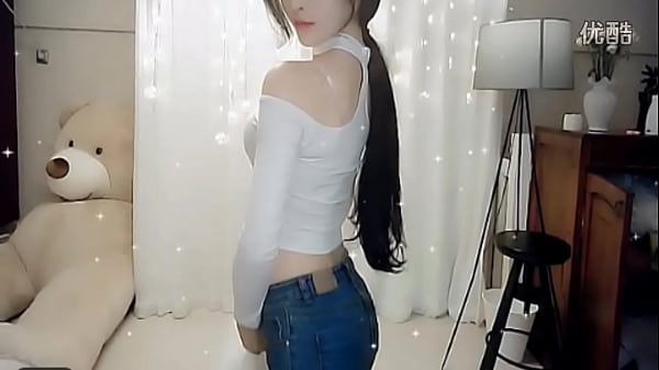 Sexy Chinese girl_dancing_on Cam