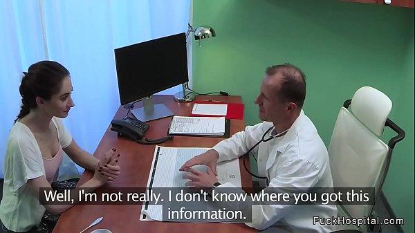 Doctor gets blowjob from brunette patient 