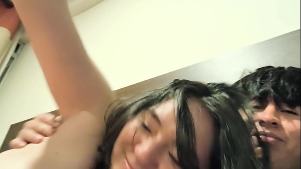 Play MP4 - Mi amiga cristiana de 18 a&ntilde;os vuelve para tener SEXO conmigo todo el dia