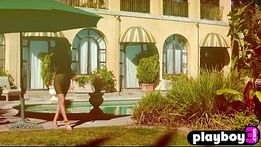 Amazing Babe Gianna Dior Exposed Her Sexy Body And Posed Totally Naked thumbnail