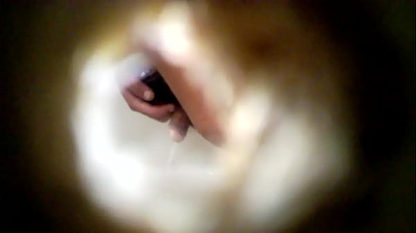 Verga de chacal orinando 