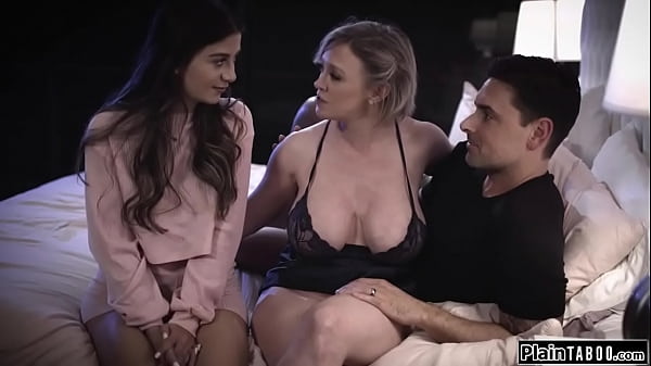 Busty milf and hubby start kissing ifo of teen get her to join and the cougar kisses her.The latina teen is fucked while facesitted 