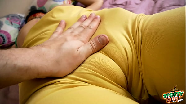 Play MP4 - Incredible Ass&excl; Tiny Waist Big Cameltoe Perfect Babe&excl;