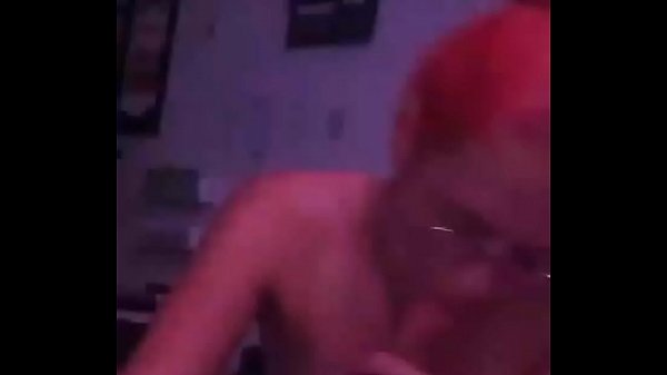 Hot redhead whore sucks 's dick