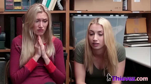 Big cock drilling_hairy vagina