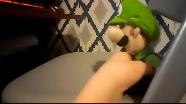 Luigi getting buttfucked by Danny Devito