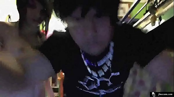 Very Cute TeenEmo Girl Fucks_Webcam