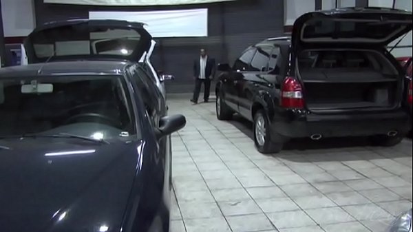 Play MP4 - Melissa Pitangax entrega o carro pro safado do Jamaica