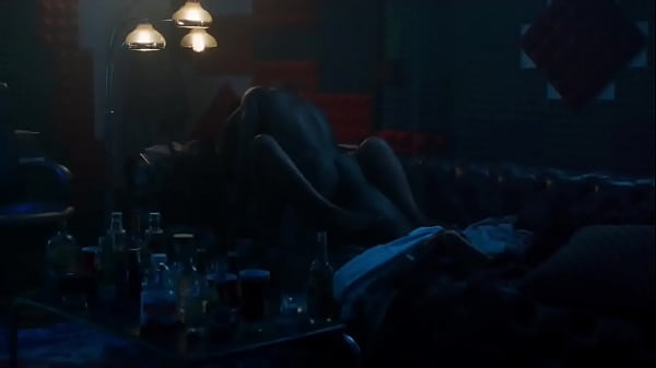 Issa Rae gets big_dick inside her