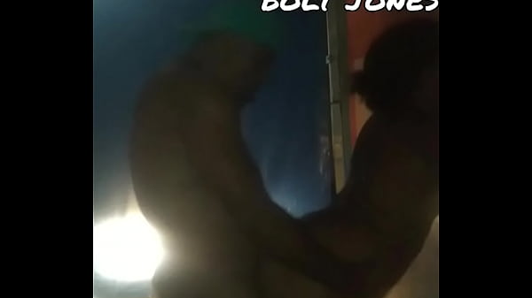 Casal Faz As Pazes V&atilde;o Ao Motel Nem Sobem Para Quarto thumbnail