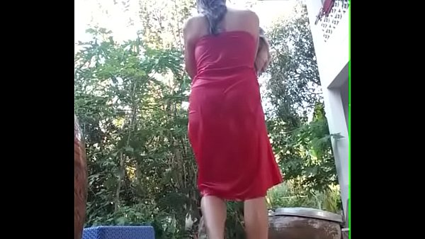 Desi indian bhabhiopen bath