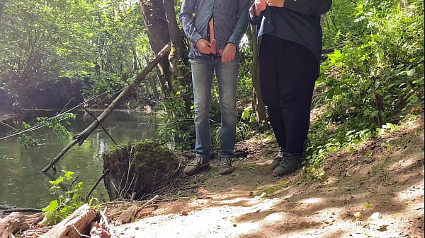 Play MP4 - Perfect stranger MILF jerked me off near the lake