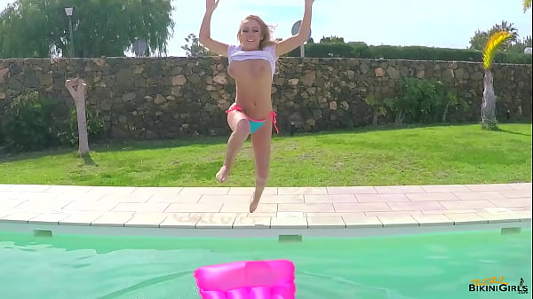 Big Tits Slow Motion In The Pool thumbnail