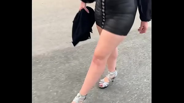 Talon haut et robe seconde peaux 