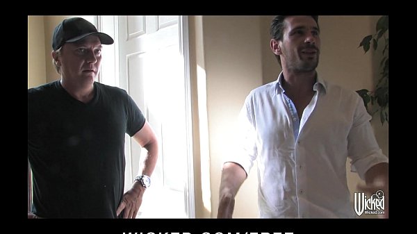 Play MP4 - WICKED presents Big-tit MILF Pornstar LISA ANN- Behind the Scenes