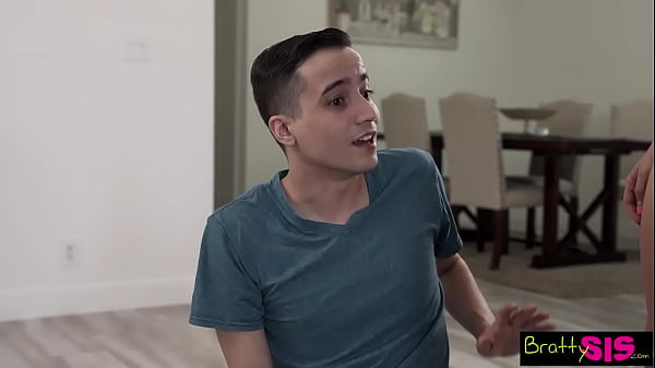 Play MP4 - Step Bro "Are you girls a sprinkler or a tinkler&quest;" S19&colon;E8