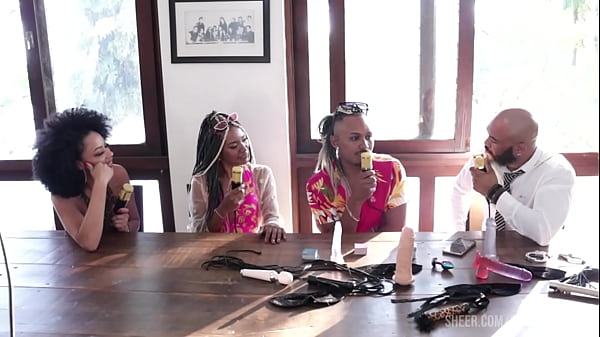 Nonton Eles Tentam Trabalhar A Quest&atilde;o Do Preconceito, Por Ser Muito Grande Ainda No Meio, E J&aacute; Transaram Em Lugares P&uacute;blicos - Casal Black Rj (sheer/red) thumbnail