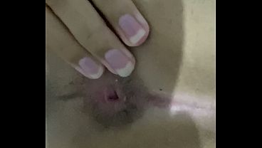 Exibindo o cuzinho