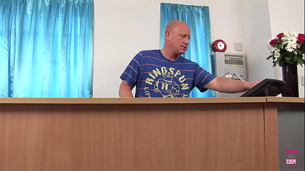 Nonton The Slender Woman Provided A Male Individual With A Good Hand And A Superb Blow thumbnail