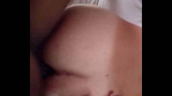 &quot_Ai meu c&uacute_&quot_, neg&atilde_o dotado arrombando o branco