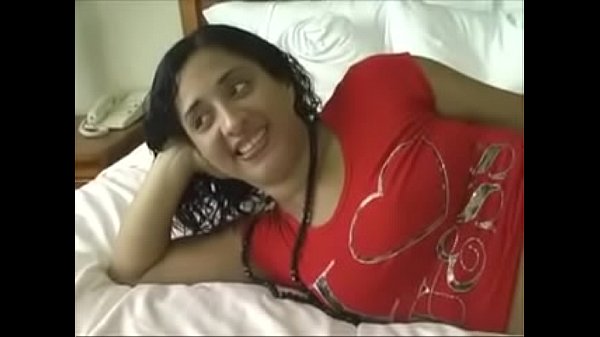 Play MP4 - Reeta enjoying black man dick