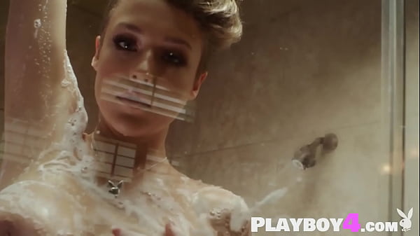 Play MP4 - Beautiful teen big tits Sabrina Nichole hot striptease and showed nice body