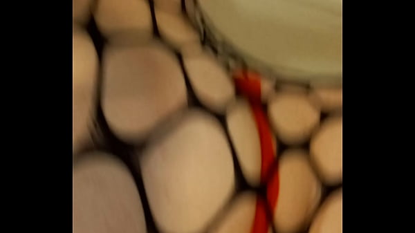 Preto enrabou o viadinho putinha 