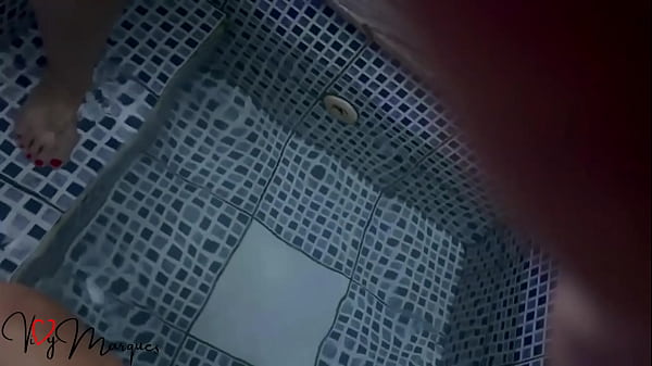 Fui Convidada Para Uma Sauna Por Um Casal Fui A Puta Deles Fuderam Minha Buceta Que Delicia thumbnail