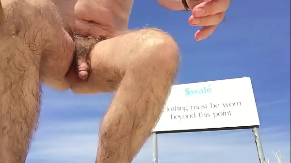 Play MP4 - At the nudist beach