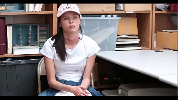 Seductive Carolina Sweets gets steamyfuckinglesson