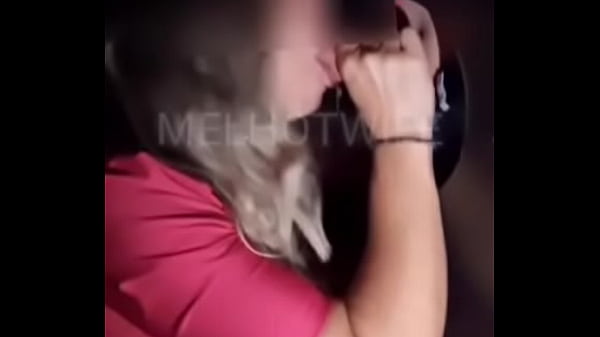 A Primeira Vez Que Chamei Meu Marido De Corno Fiquei Tanto Tesao Que Dei Para 2 Desconhecidos Pra Me Comer Na Cabine thumbnail