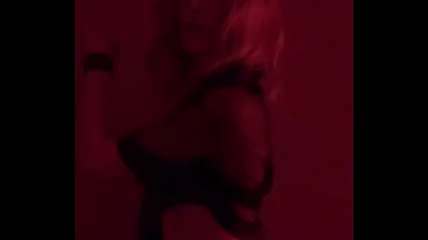 Swedish teen_amateur_Nicole Drowzee looking hot dancing in her catears and kimono POV