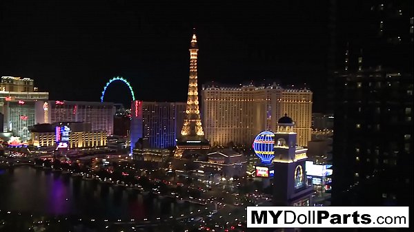 Bree Daniels gets hypnotized into worshipping_Kayla Jane's feet