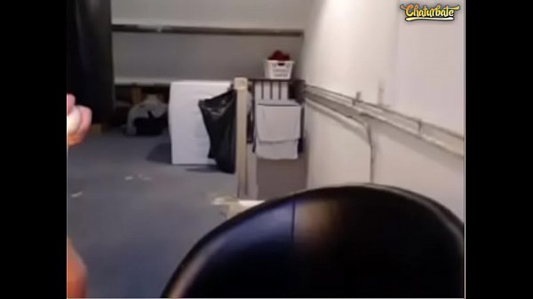 Play MP4 - Muscle straight guy fucks himself with monster dildo on cam 1