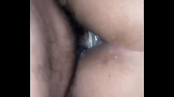 MI NOVIO LLEGO MUY CALIENTE DE HACER DEPORTE POR LO QUE ME DIJO QUE TENIA DEMASIADAS GANAS DE TENER SEXO CONMIGO HASTA DEJARME LLENA DE SU SEMEN DESPUES DE UNA SESION DE SEXO INCREIBLE MIENTRAS GEMIA 