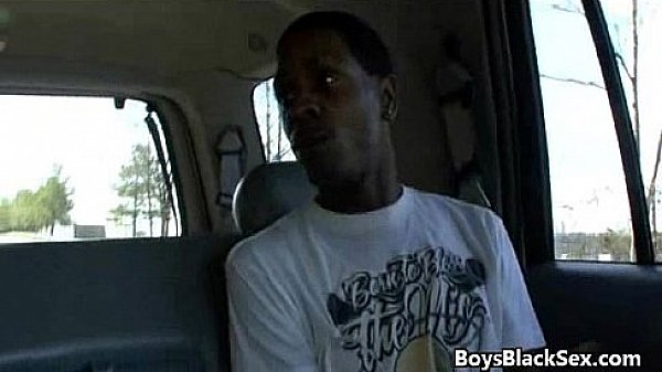 Black Muscular Dudes Fuck White Gay Boys 09 