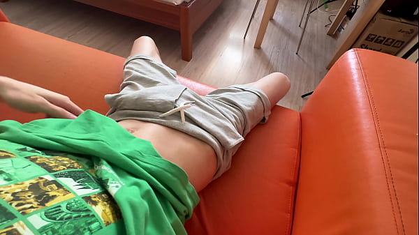 Double Orgasm From Spanking Hands On Balls thumbnail