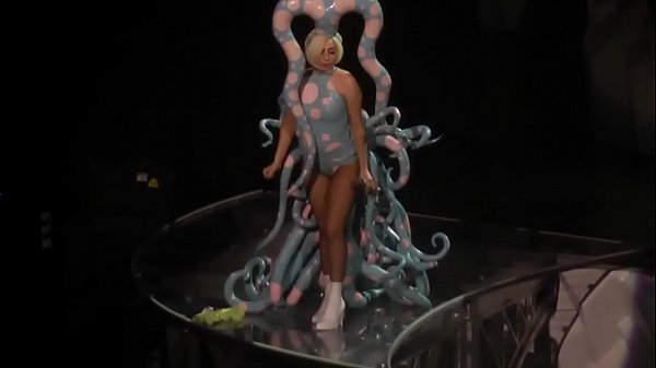 Lady Gaga - Partynauseous & Paparazzi (live artRave)  5-15-14 
